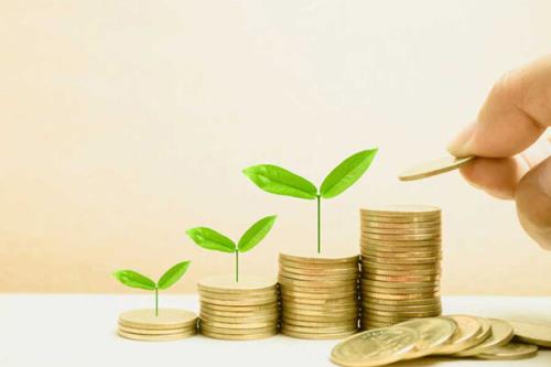 در توزیع فرصت ها، عدالت به مفهوم تساوی آحاد جامعه است