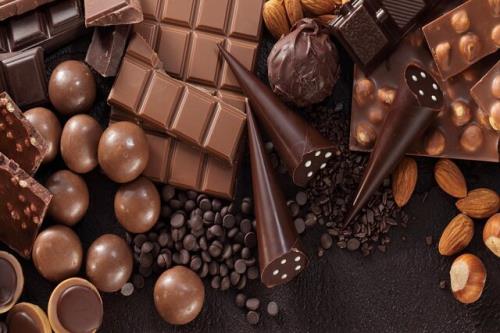 ممنوعیت واردات شیرینی و شکلات به عراق هنوز اجرا نشده است
