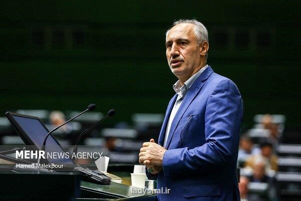 منابع موجود برای تأمین کامل کالاهای اساسی و دارو کافی نیست