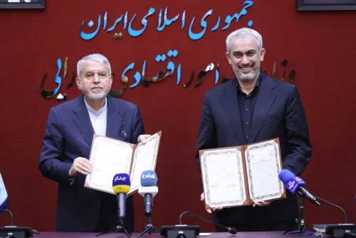وزارت اقتصاد تفاهمنامه احیای گردشگری در پساجنگ را امضا کرد