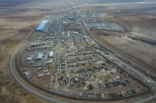 پذیرش محموله های تجاری در اسلام قلعه از سر گرفته شد